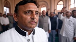 Akhilesh Yadav Mosque Visit Controversy 2025